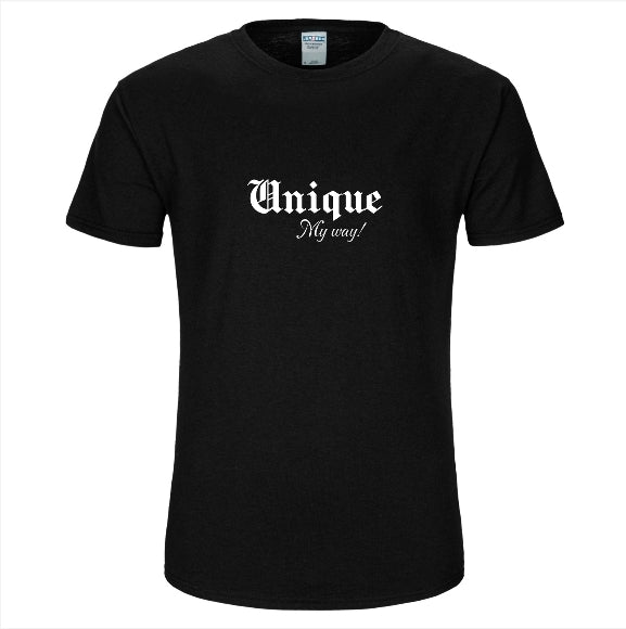 Chandail “Unique à ma façon” unisexe t-shirt célébrant authenticité, confiance en soi et expression personnelle